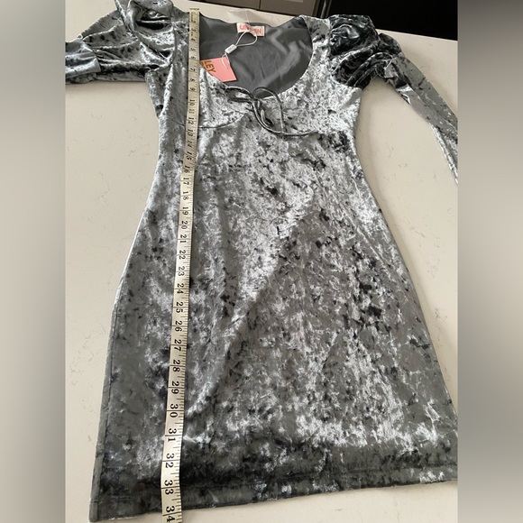 LEYDEN Crushed Velvet Mini Dress. Size Small - Picture 12 of 16